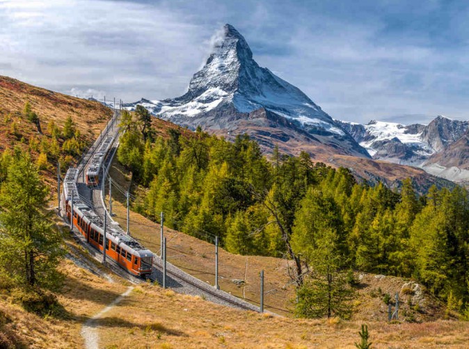 095_Matterhorn - Gornergratbahn - Schoene Aussichten Touristik - (c) swiss-image.ch
